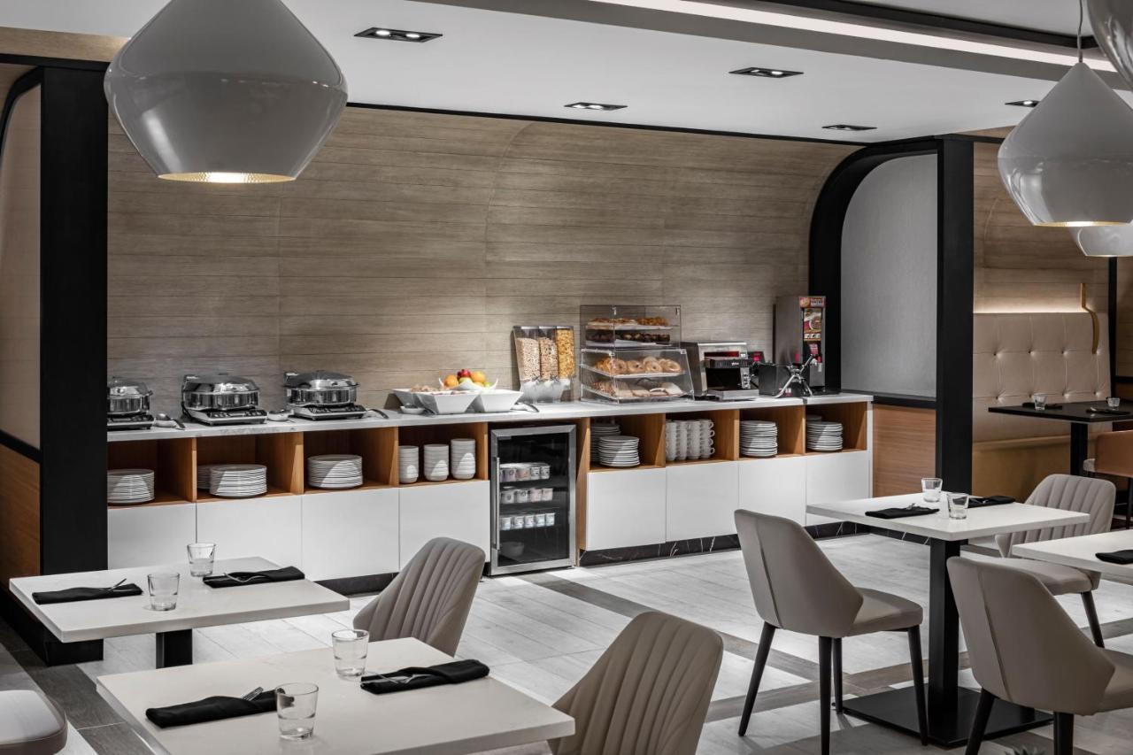 Four Points By Sheraton Flushing New York Eksteriør billede